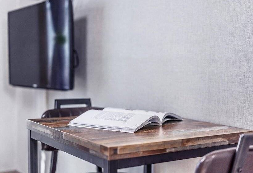 Goseong Gamnamu Pension