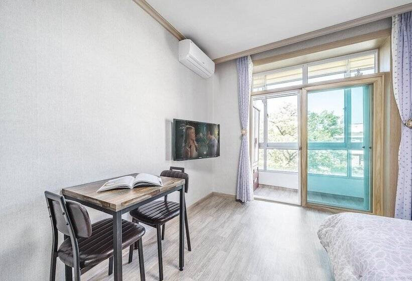 Goseong Gamnamu Pension