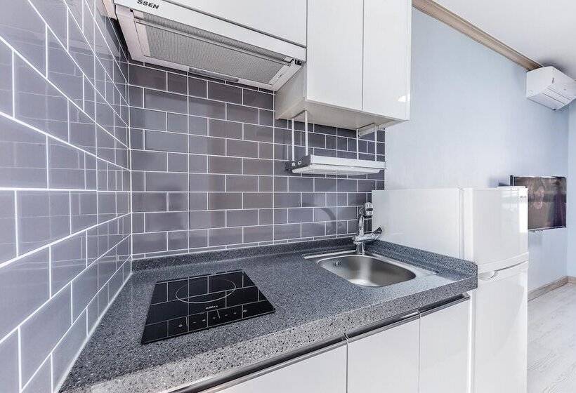 Goseong Gamnamu Pension