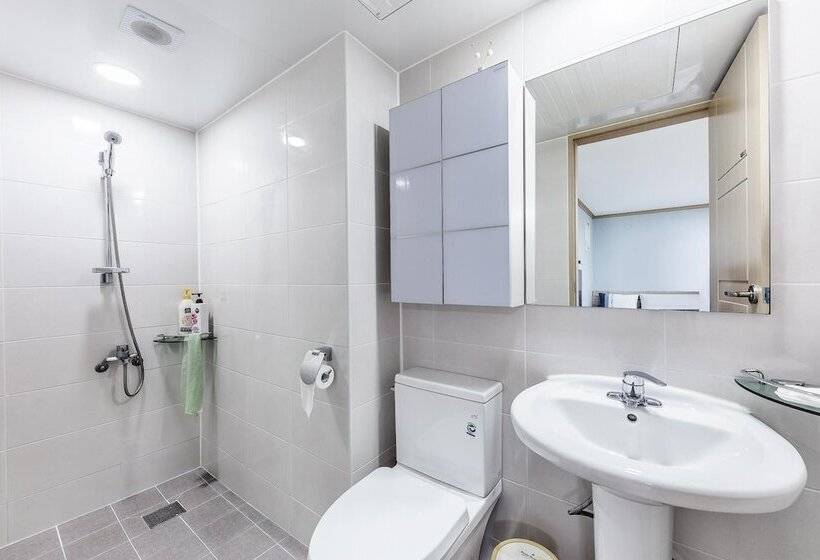 Goseong Gamnamu Pension