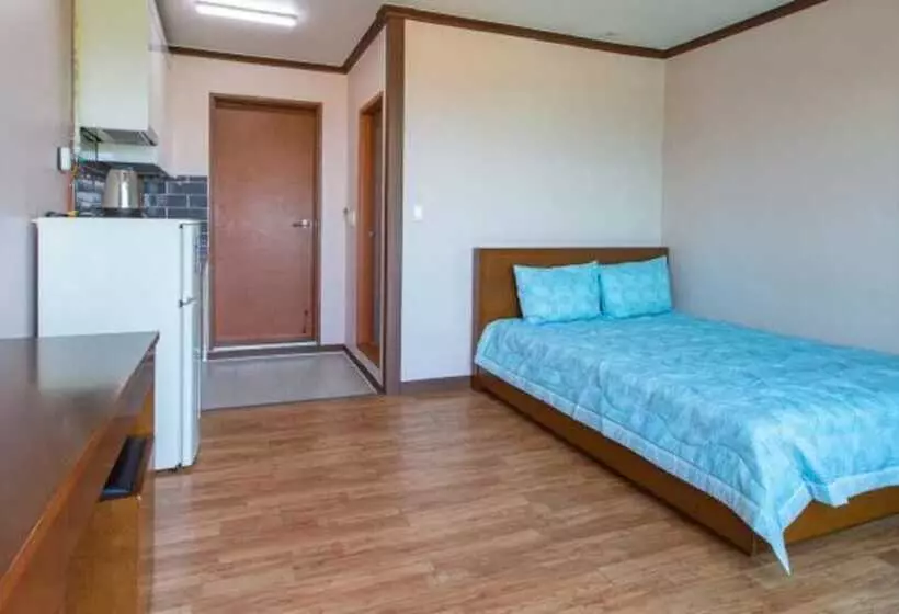 Goseong Orient Pension