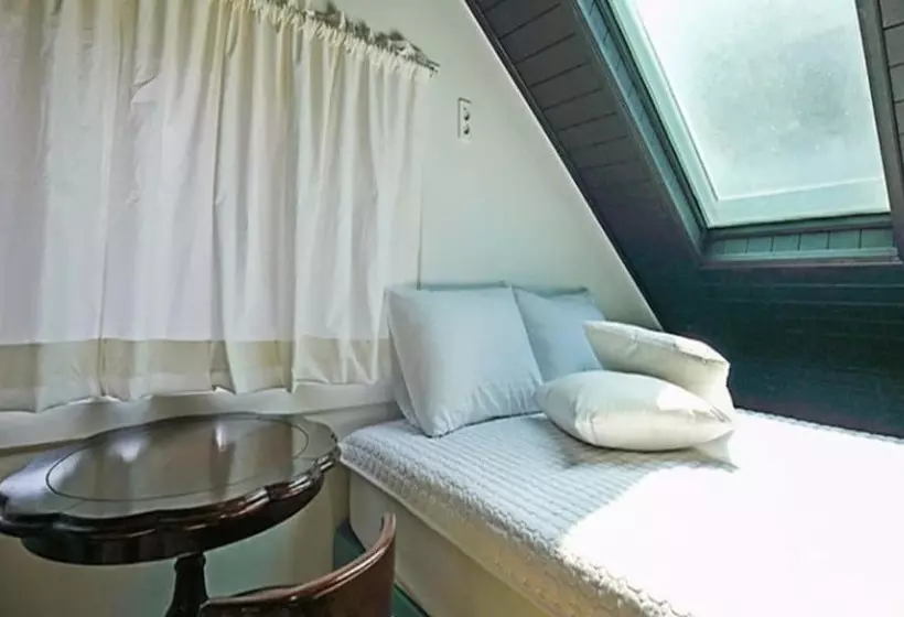 Gyeongju Marianne Pension