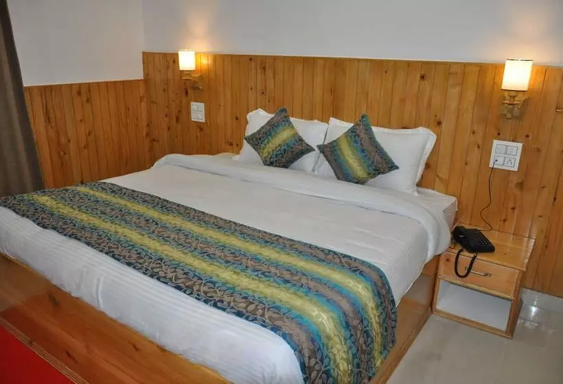 هتل Aman Palace Kasol