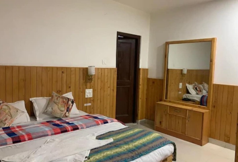 هتل Aman Palace Kasol