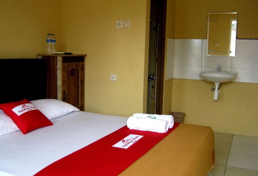 Szálloda Aqilakost N Cafe Gadog Puncak