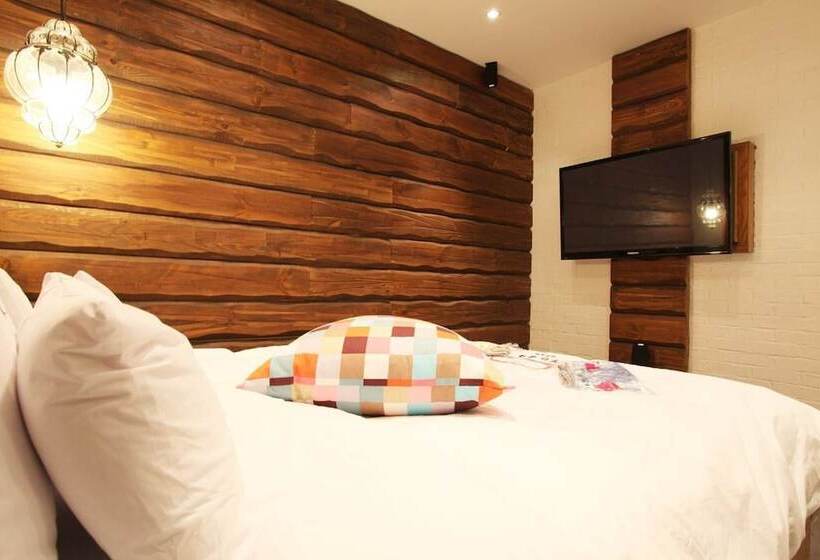 Motelli Pyeongchon Yaja Pyeongchon Station