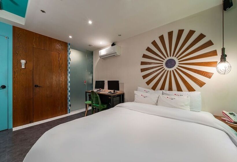 Motelli Pyeongchon Yaja Pyeongchon Station