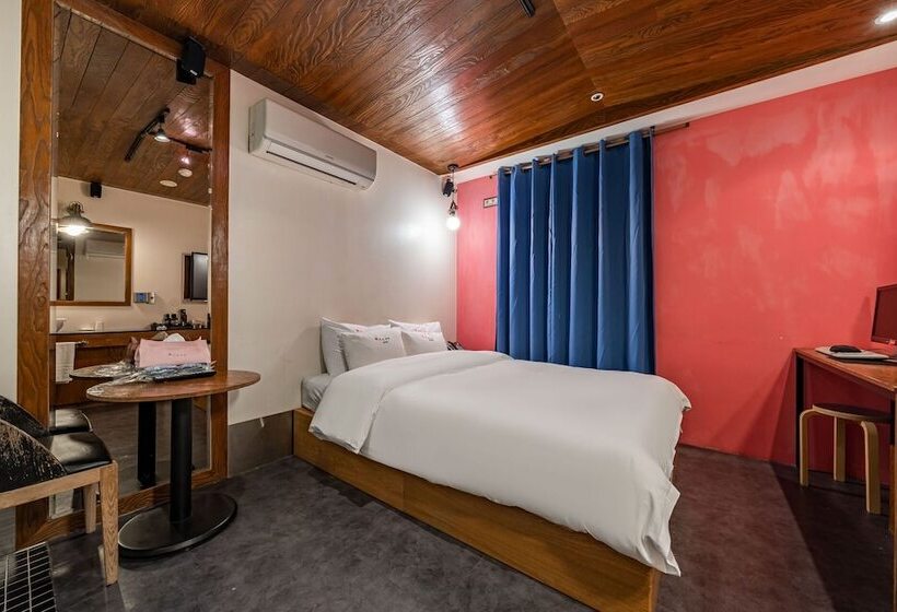 Motelli Pyeongchon Yaja Pyeongchon Station