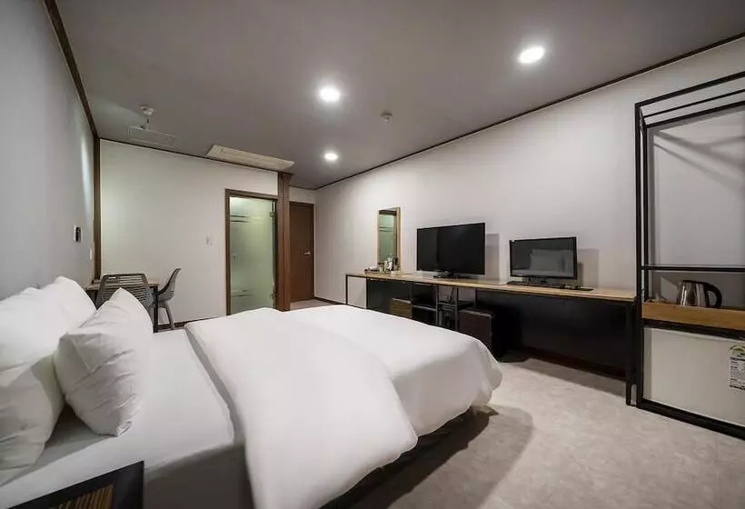Namyangju Hotel 9
