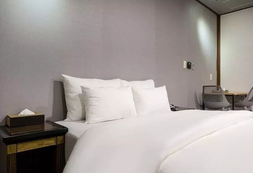 Namyangju Hotel 9