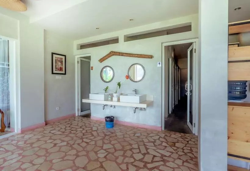 ペンション The Joglo Beratan