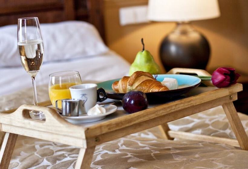 Boutique Hotel Nautilus