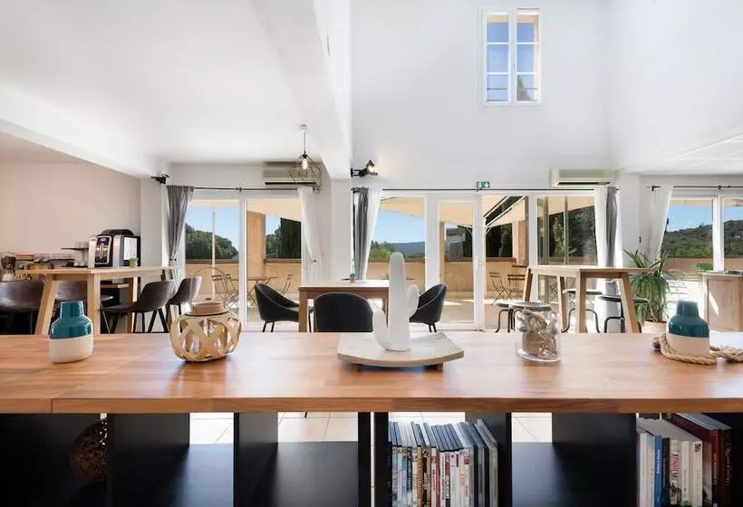 Garden & City Les Bastides De Grimaud