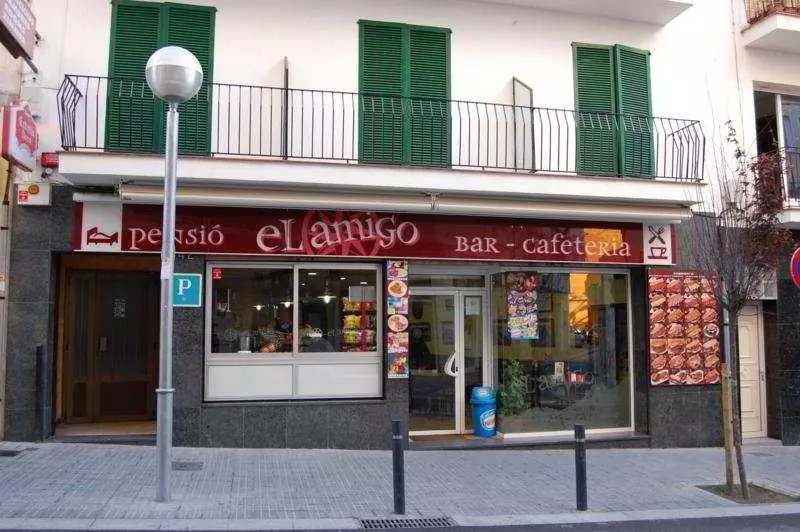 Hostal   Pensión El Amigo