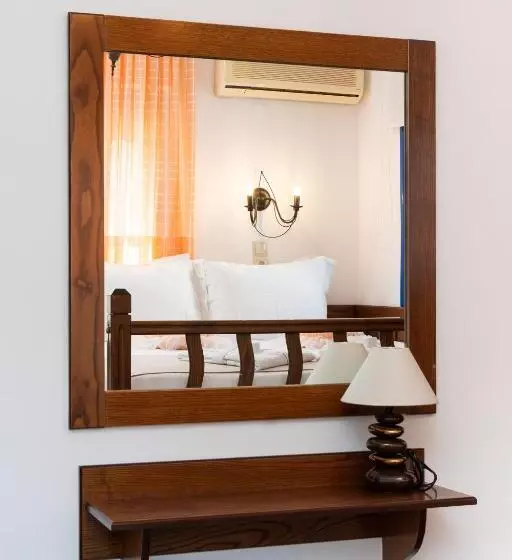 هتل Bella Vista Stegna