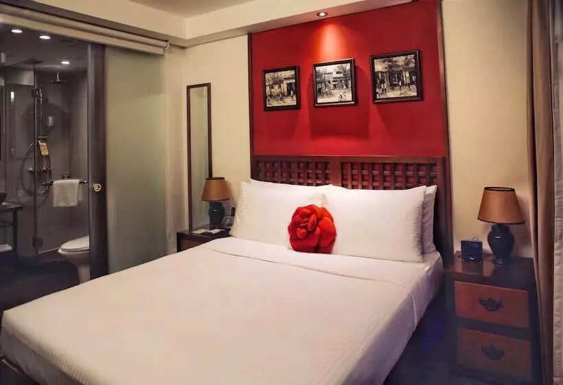 هتل Butterfly On Wellington, Central