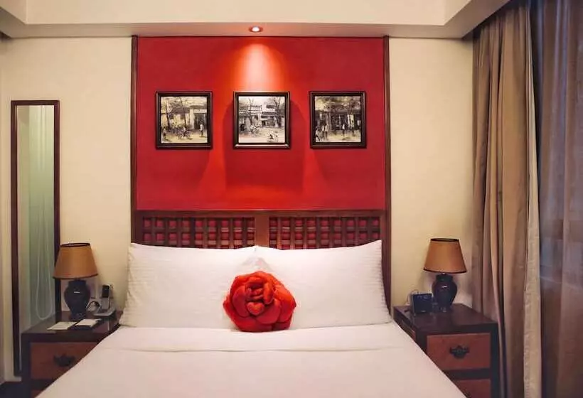 هتل Butterfly On Wellington, Central