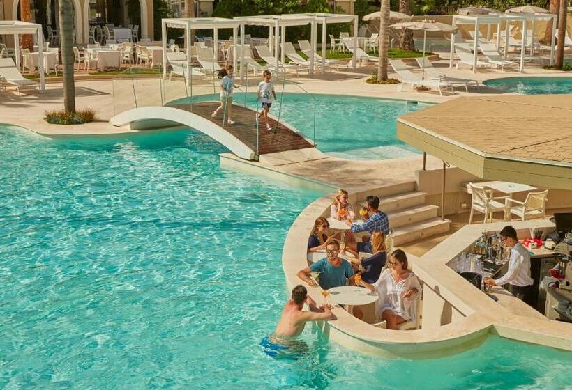 Отель Forte Village Resort  Villa Del Parco & Spa