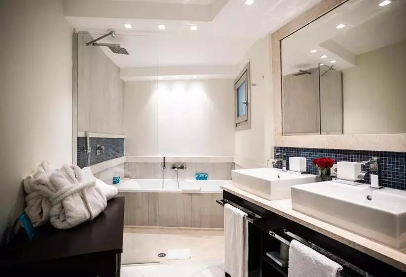 ホテル Forte Village Resort  Villa Del Parco & Spa