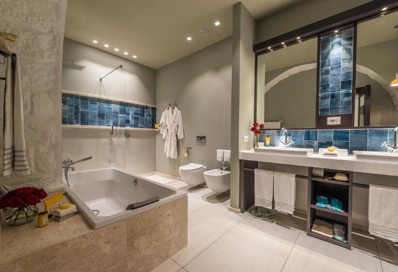 Отель Forte Village Resort  Villa Del Parco & Spa