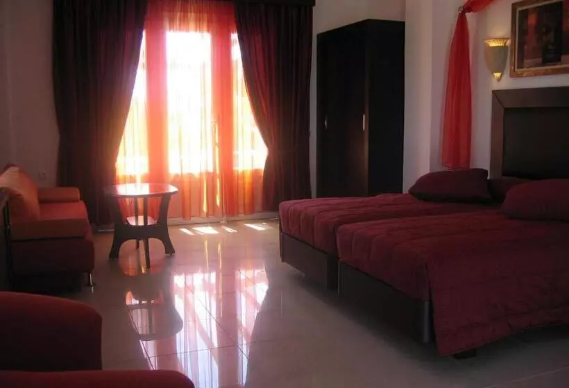 Отель Giannoulaki Resort