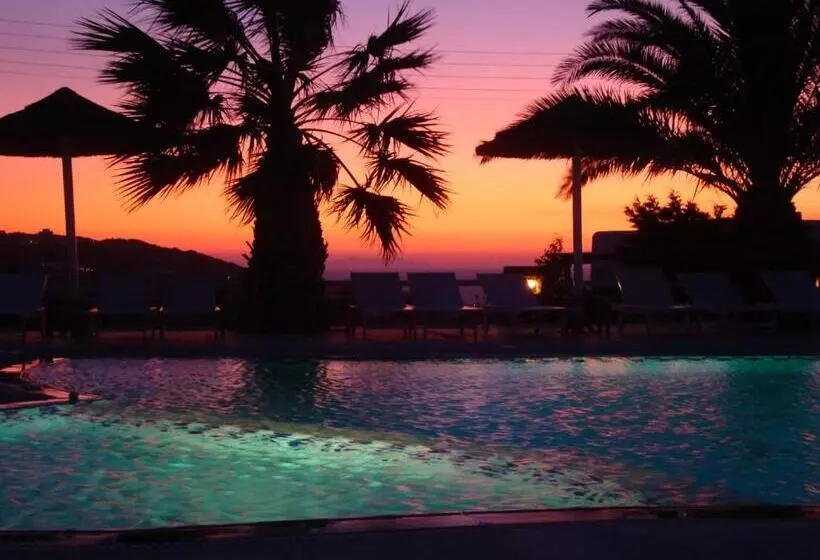 Отель Giannoulaki Resort