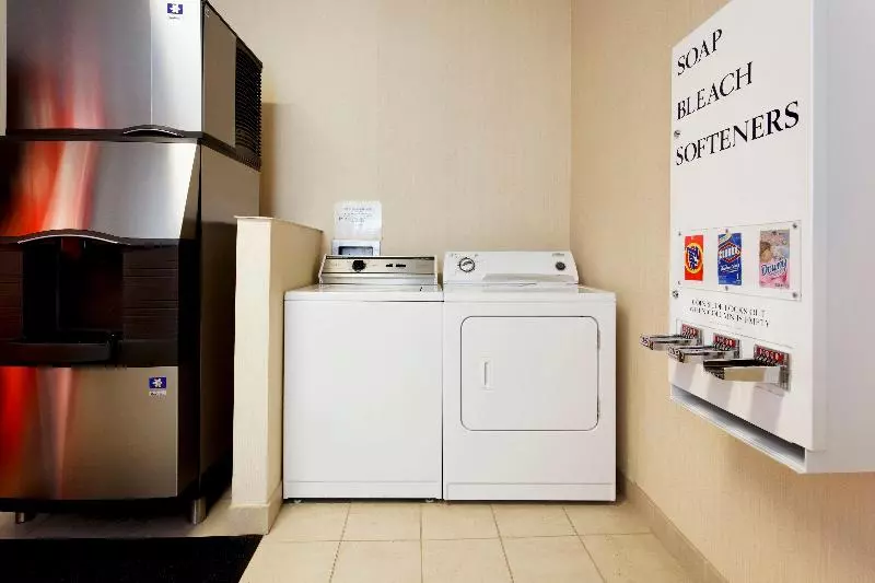 Holiday Inn Express Hotel & Suites Burleson/ft. Worth By Ihg