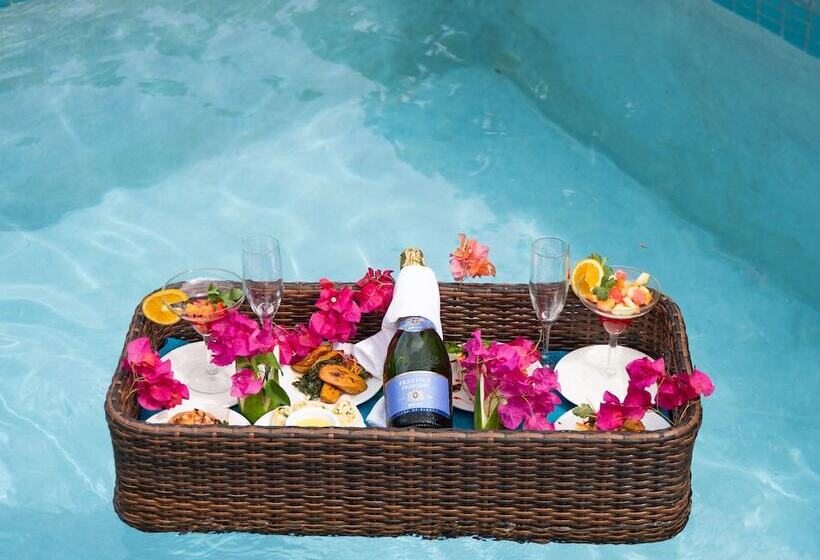 هتل Keyonna Beach All Inclusive Couples Only