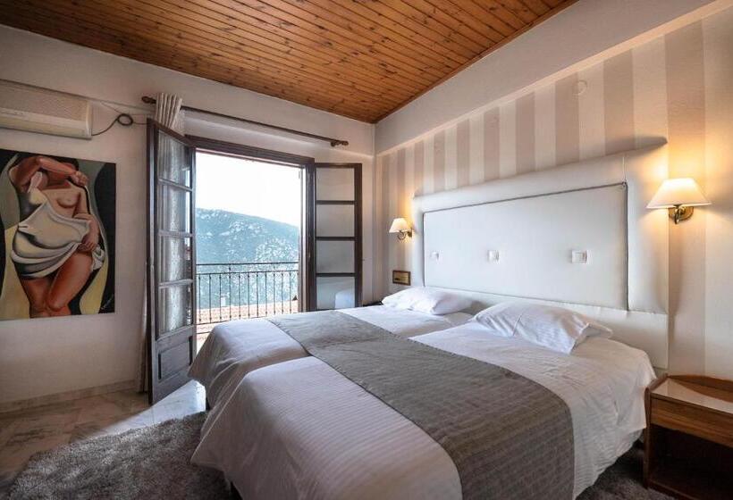 בית מלון כפרי Kouros