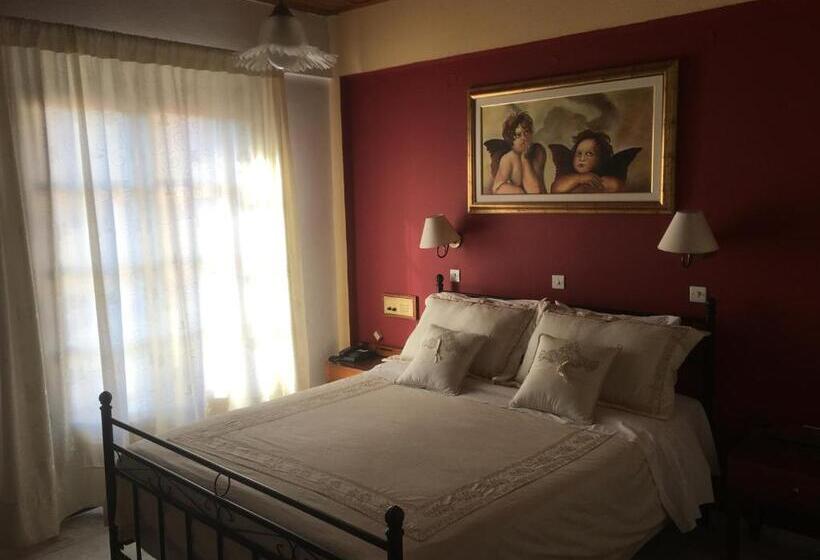 בית מלון כפרי Kouros