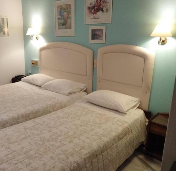 בית מלון כפרי Kouros