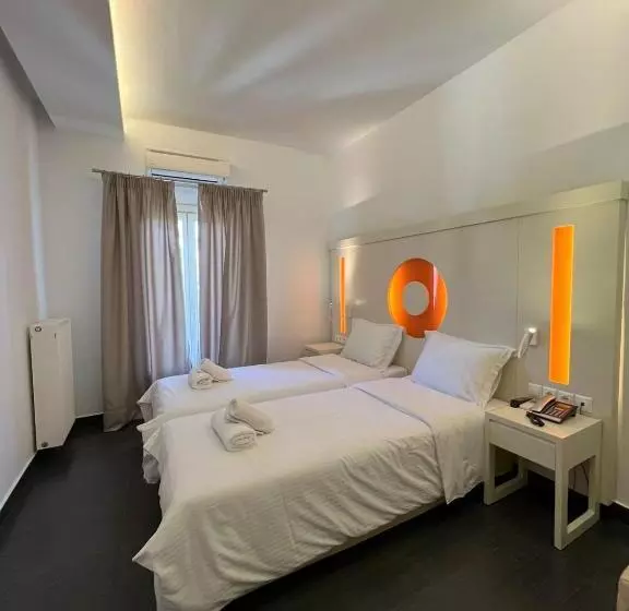 ホテル Matogianni