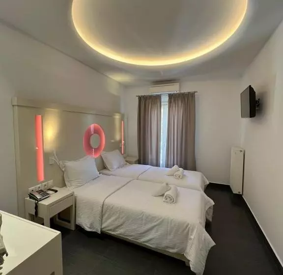 ホテル Matogianni