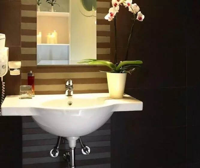 ホテル Matogianni