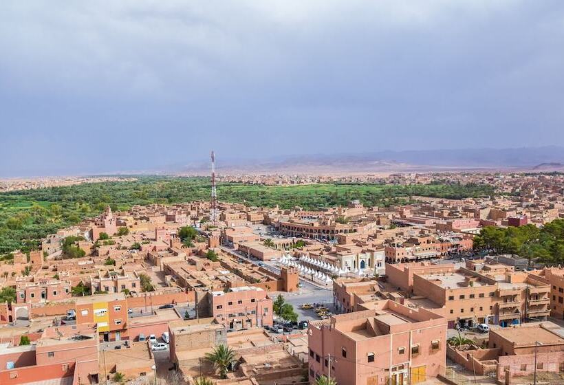 בית מלון כפרי Saghro