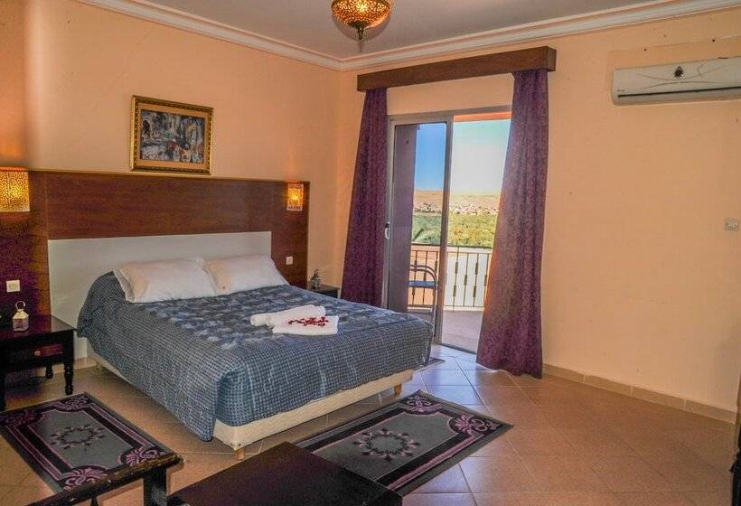 בית מלון כפרי Saghro