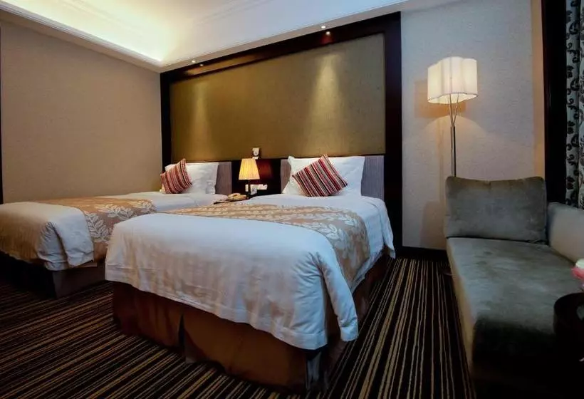 Отель Suzhou Leeden