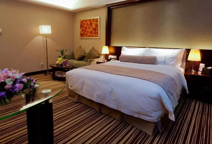 Отель Suzhou Leeden