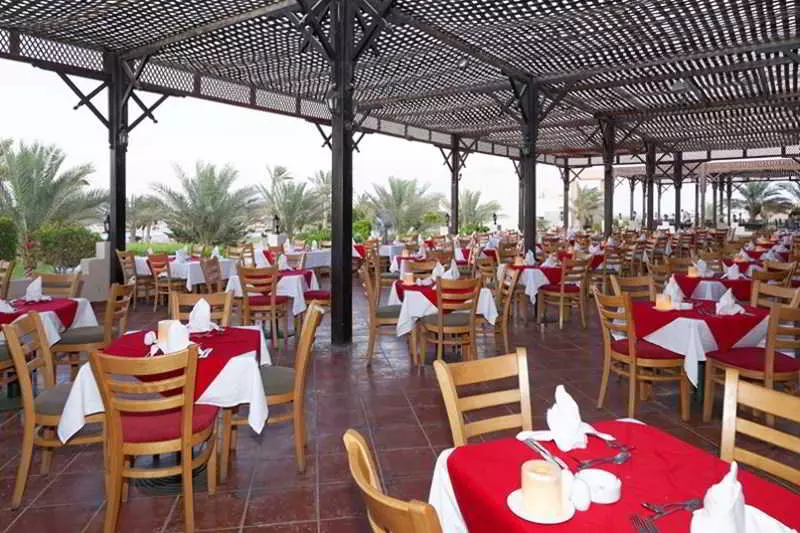 هتل Three Corners Sea Beach Resort