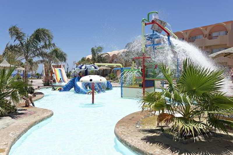 هتل Three Corners Sea Beach Resort