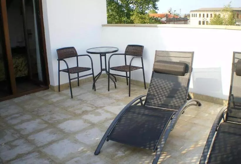 Hotel Torre De Quintana