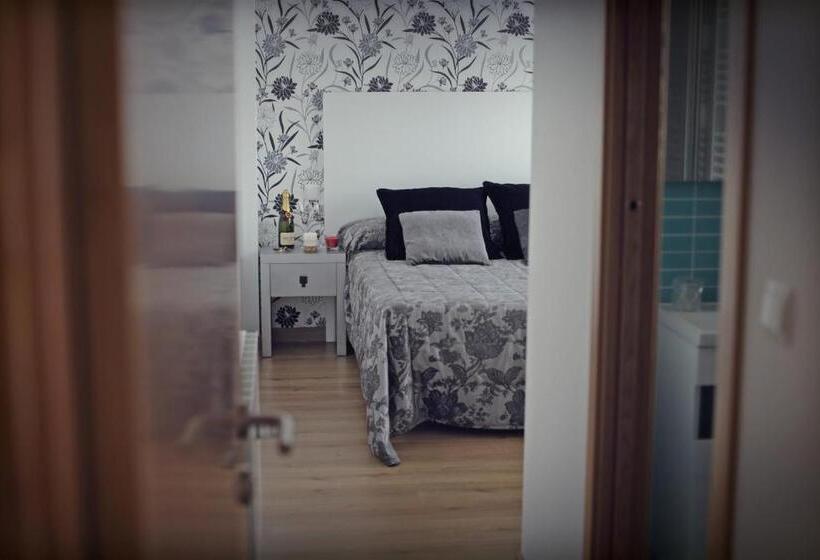 هتل Torre De Quintana