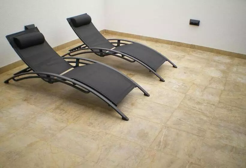 Hotel Torre De Quintana