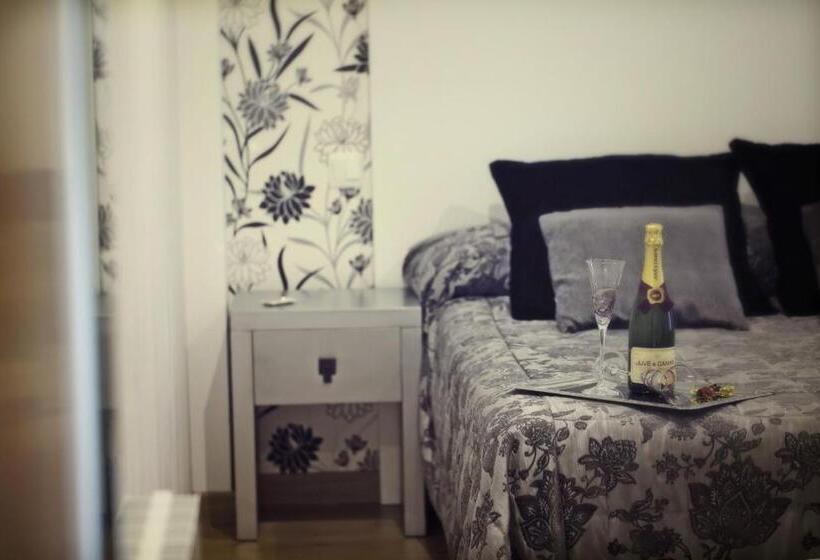 هتل Torre De Quintana