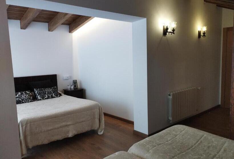 هتل Torre De Quintana