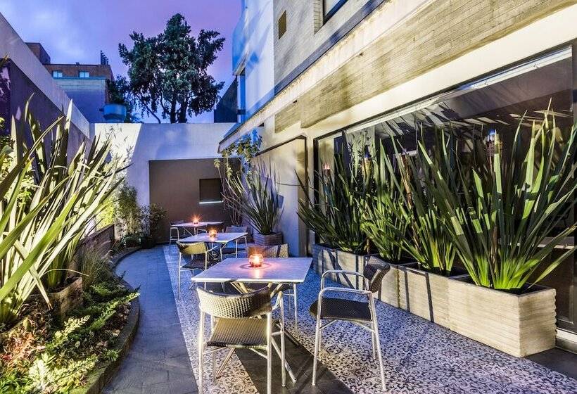 هتل Viaggio Nueve Trez