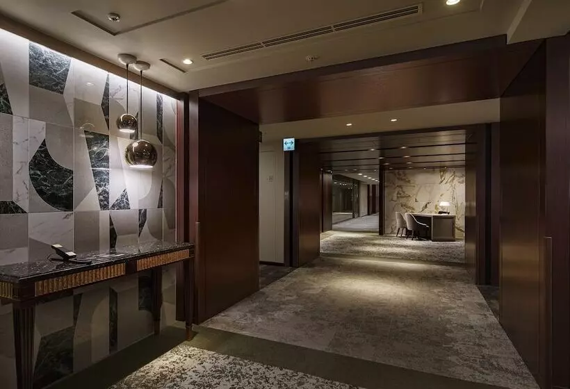 Отель Villa Fontaine Grand Tokyoroppongi