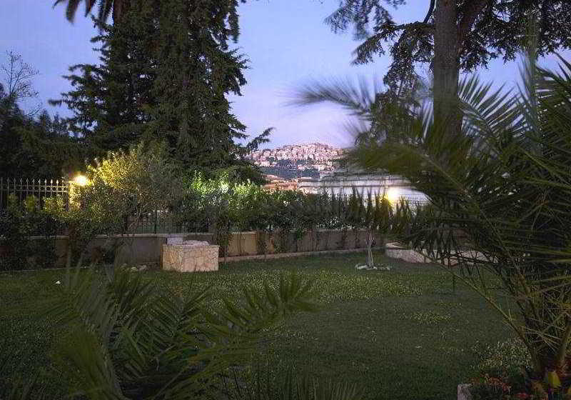 فندق Villa Plauzi