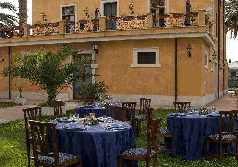 فندق Villa Plauzi