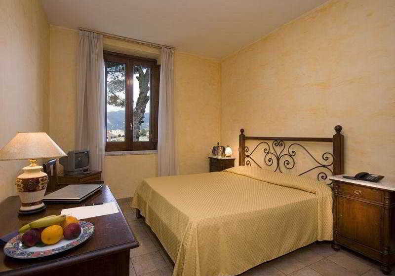 فندق Villa Plauzi